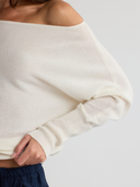 MIMI Off-the-shoulder Sweater