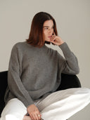 Women's oversized cashmere jumper in Heather Grey