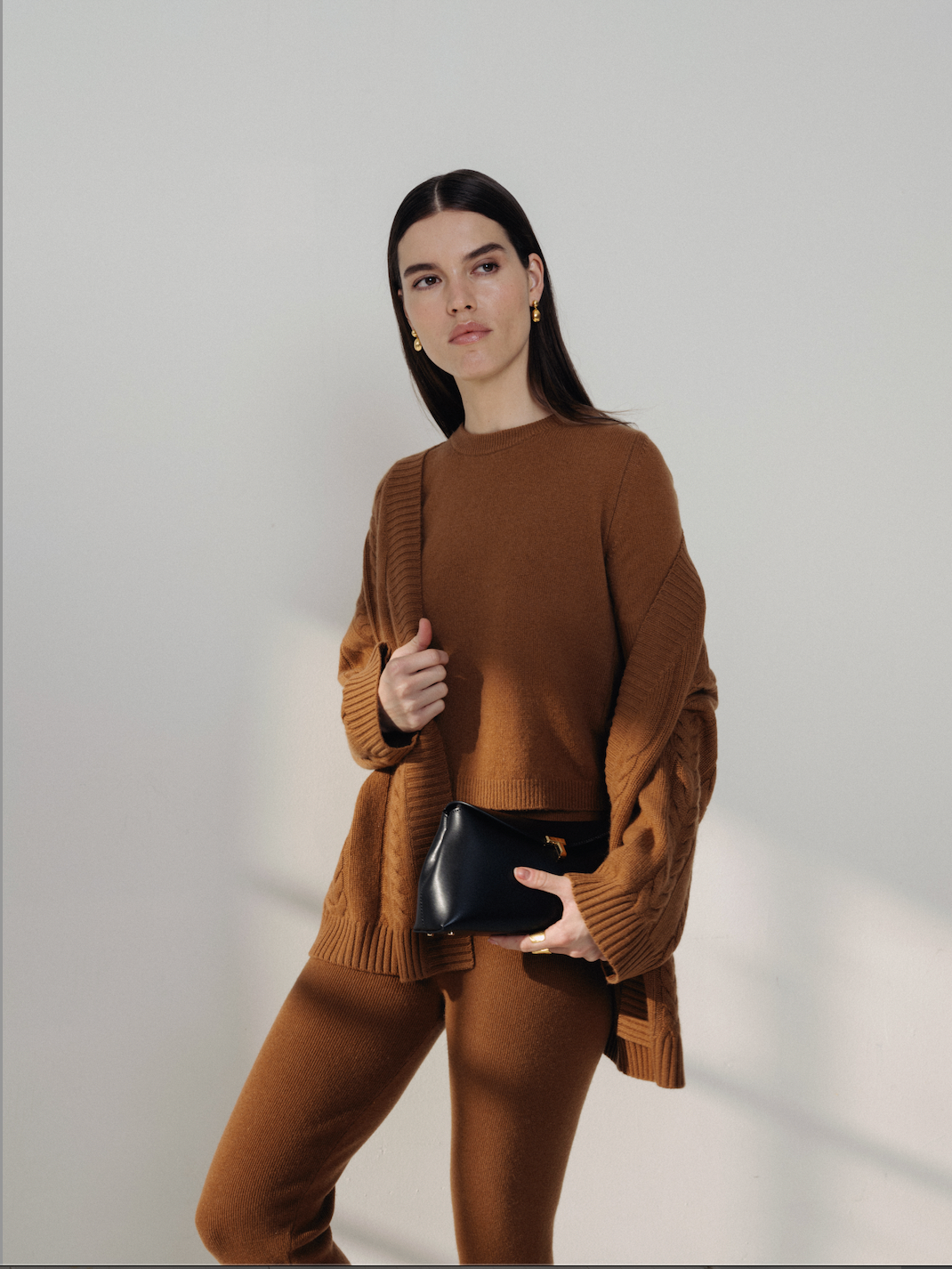 CELINA SHORT SLEEVE CREWNECK CARAMEL