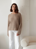 Shop women's oversized cashmere sweater in Earth Brown