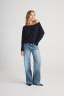 MIMI Off-the-shoulder Sweater
