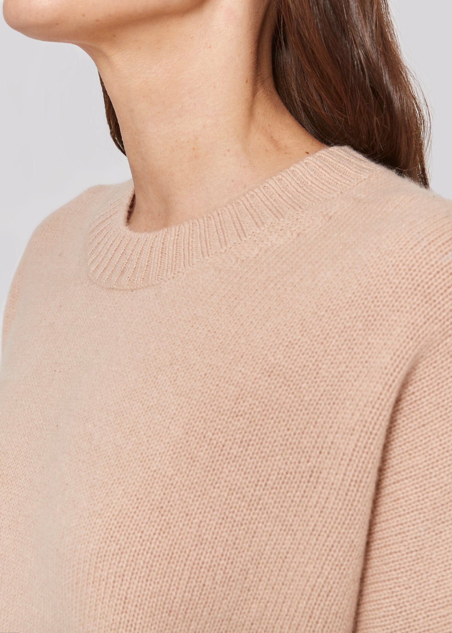 women classic oversized pink neutral round neck crew neck drop shoulder bulky cashmere sweater top knitwear 